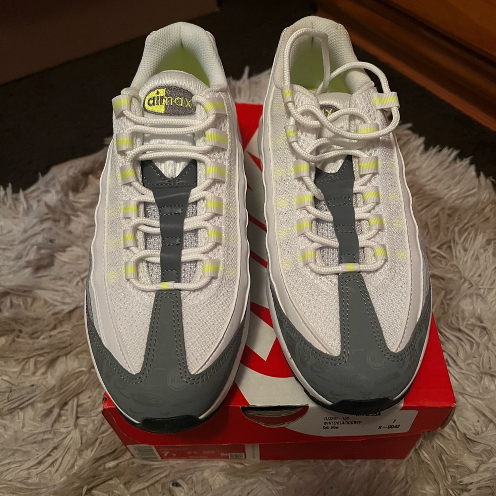 Nike Air Max 95’ Recraft
